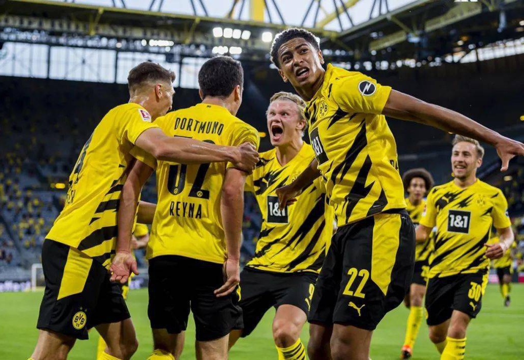 陷入难以自 陷入难以自